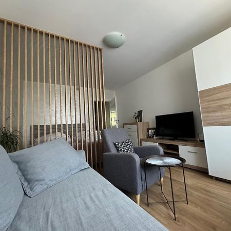 Kalwaryjska Spot Apartment In A Good Location Cracovie Extérieur photo